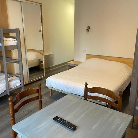Hotel Restaurant L'Escale Sainte-Nathalene Ngoại thất bức ảnh